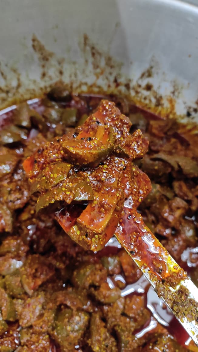 Aamer Jhal Achar (আমের ঝাল আচার)
